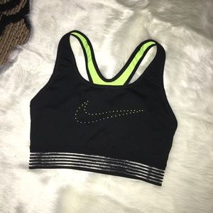 NIKE sports bra (not worn)